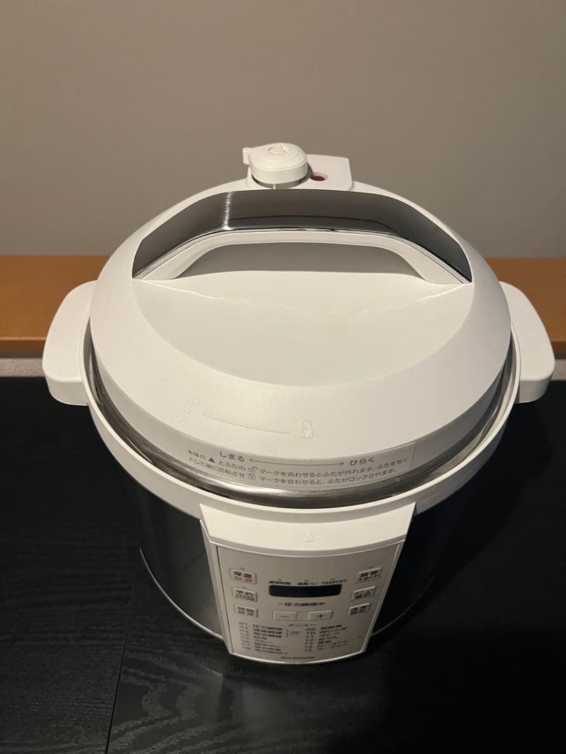 IRIS OHYAMA 電気圧力鍋 最大6人分　2023年製