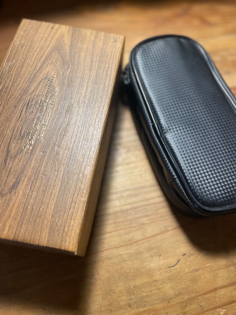 しーさー✖︎ノーマディックシークレットエグゼクティブペンケース