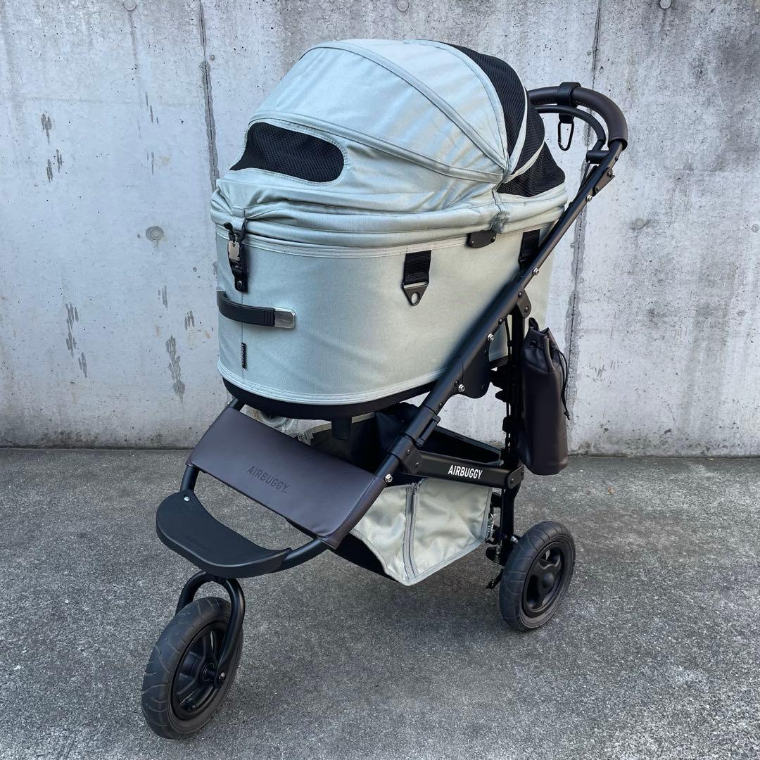 【ロイヤルブルー】