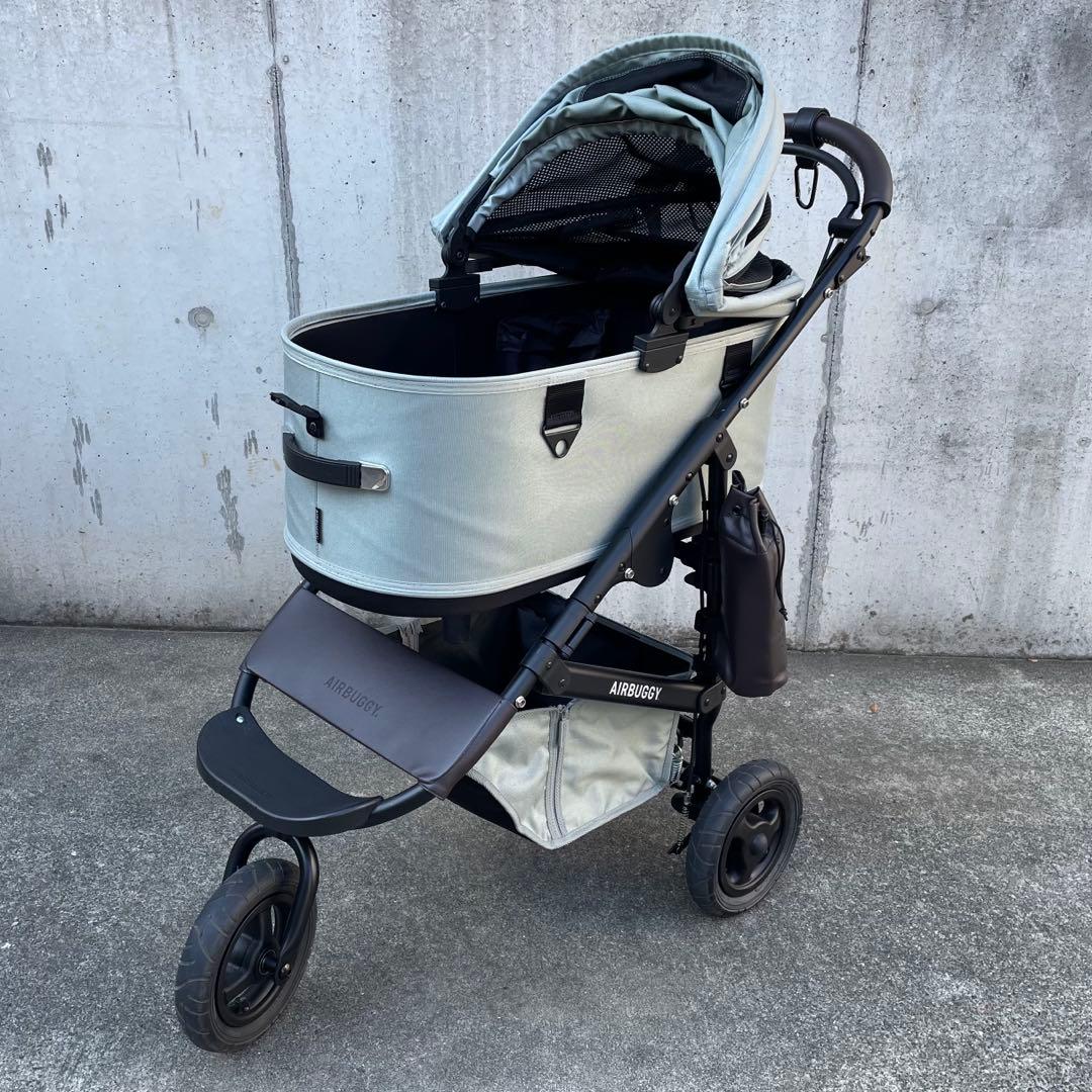 【ロイヤルブルー】