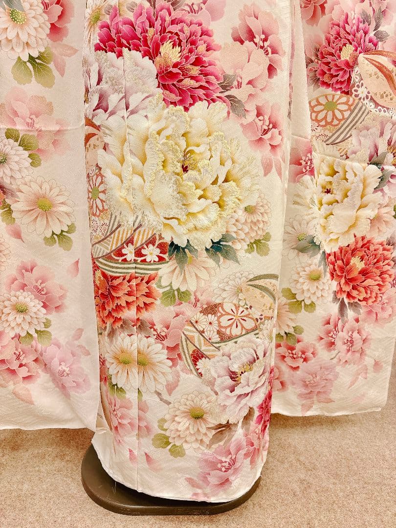 白地にピンクの上品な古典振袖フルセット