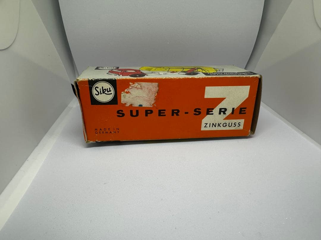 ドイツ製 siku v274 Haller Mullwagen