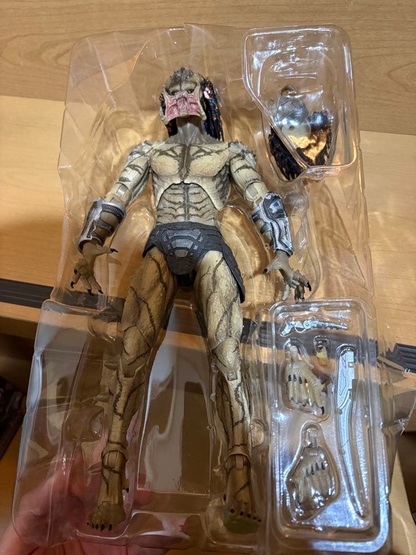 neca ネカ アルティメット アサシン プレデター 550226124