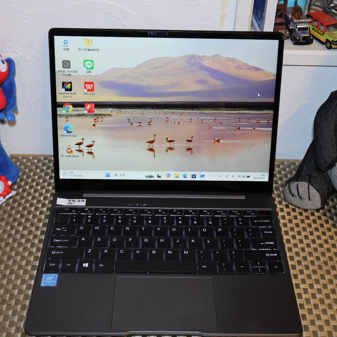 Win11公式対応CPU/メ8G/SSD/超高画質液晶/無線/カメラ/TypeC