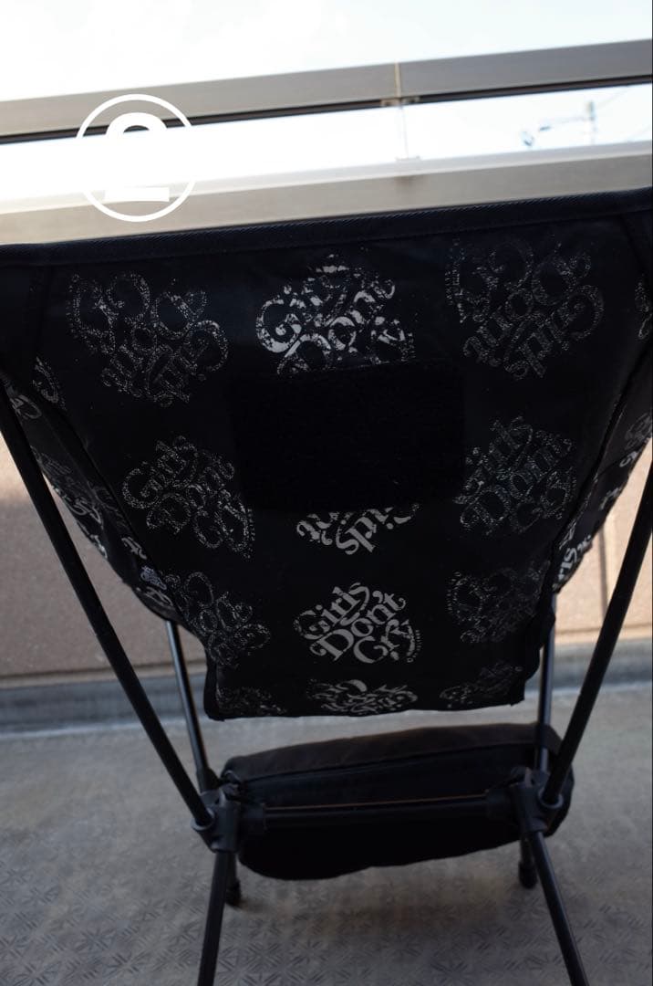 【希少2脚セット】Girls Don't Cry BY HELINOX