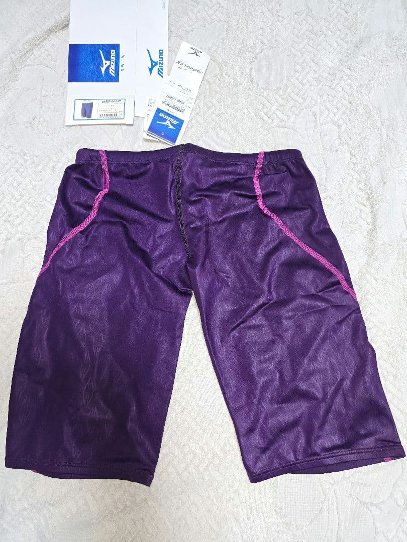 新品未使用　ミズノ　競泳水着　ハーフスパッツ　初期マイティライン　ウロコ