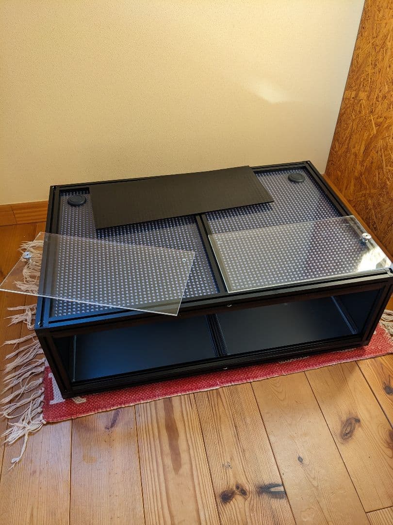 黒✡爬虫類　飼育ケージ 約60cm x 40cm x 21cm