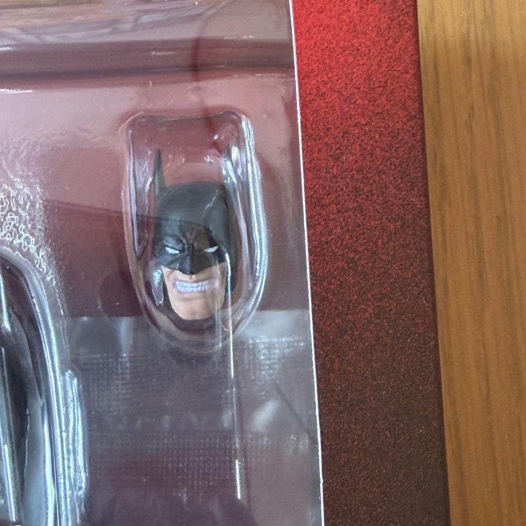 MAFEX マフェックス KNIGHT CRUSADER BATMAN 限定版