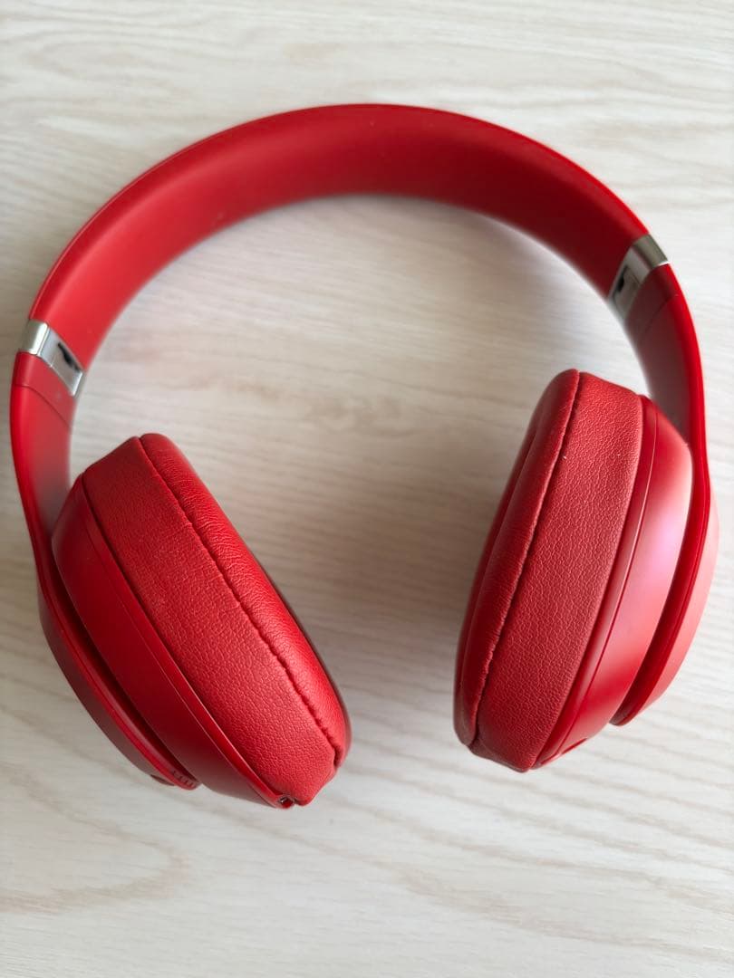 Beats Studio3Wirelessレッド美品／動作OK／匿名配送／箱なし