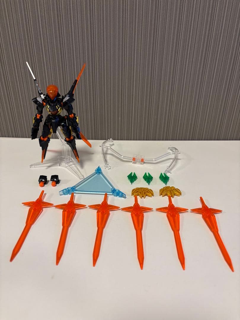 LBX ダンボール戦機　ディ・エゼルディ／ファントム 完成品セット　ジャンク品