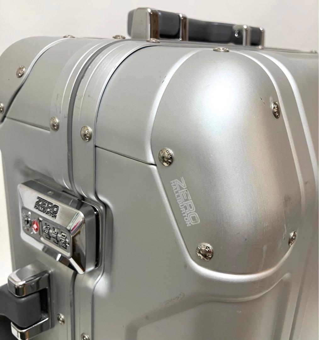 送料無料 ゼロハリバートンGEO ALUMINUM3.0 Carry-On31L
