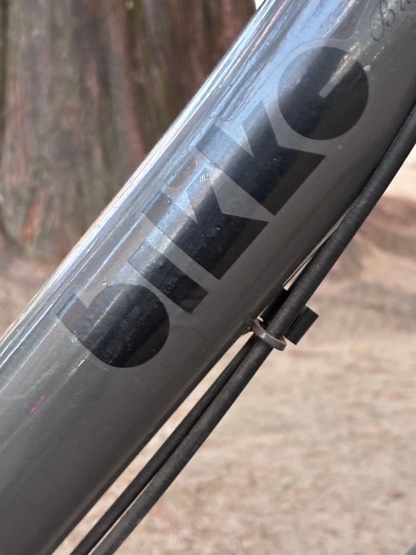 人気良品！！bikke 2b 非電動　20型 3段ギア チャイルドシート付き