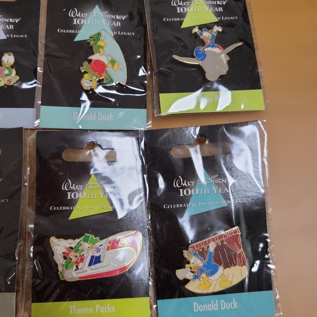 【ディズニー】ピンバッジ　100周年　ドナルド　デイジー　まとめ売り