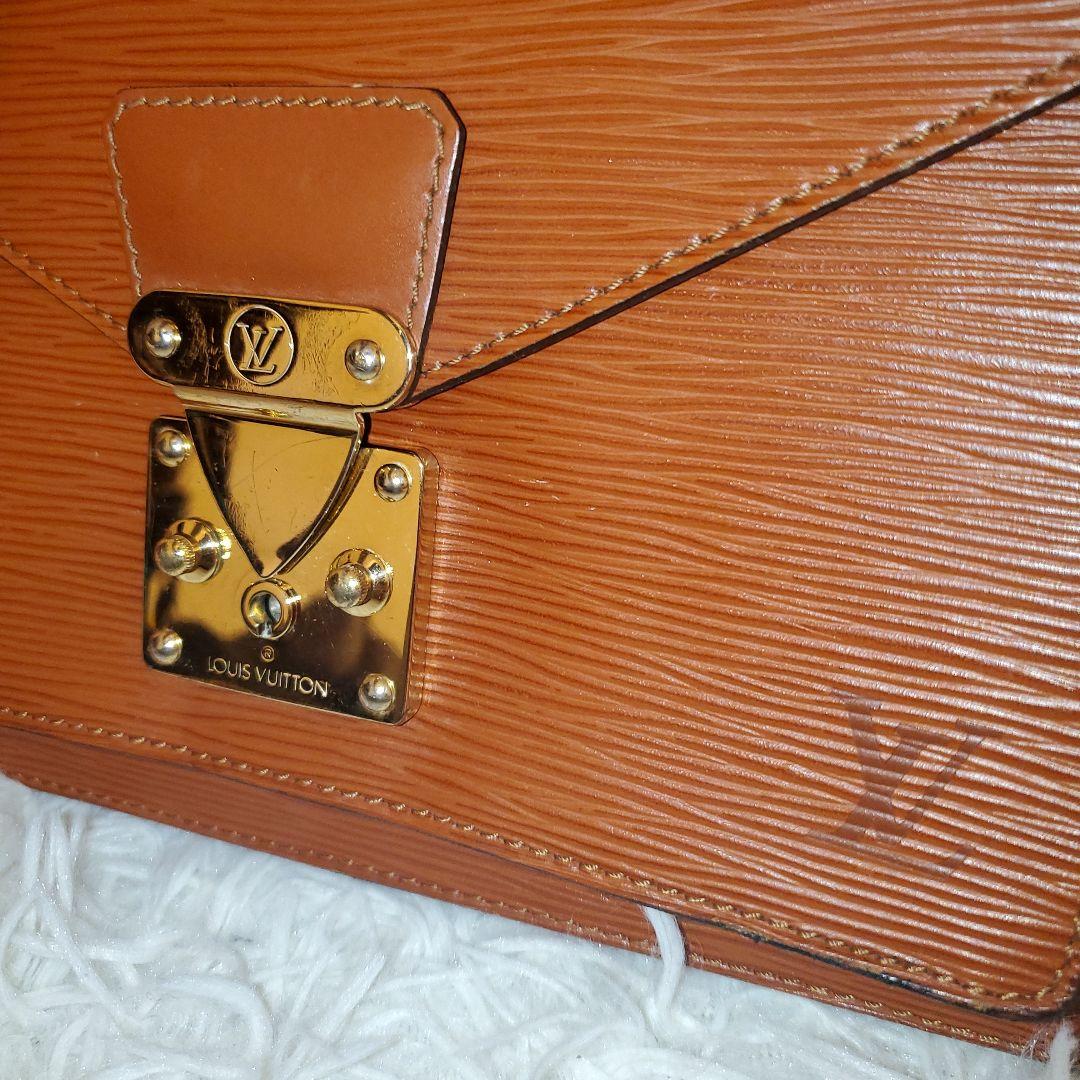 ⭐良品⭐Louis Vuitton エピレザー ビジネスバッグ