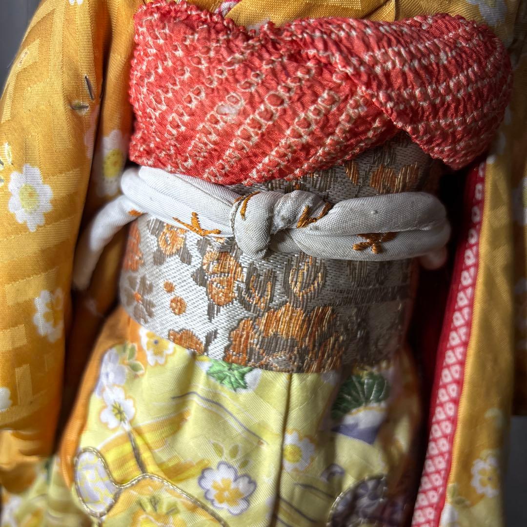 市松人形 黄色の着物