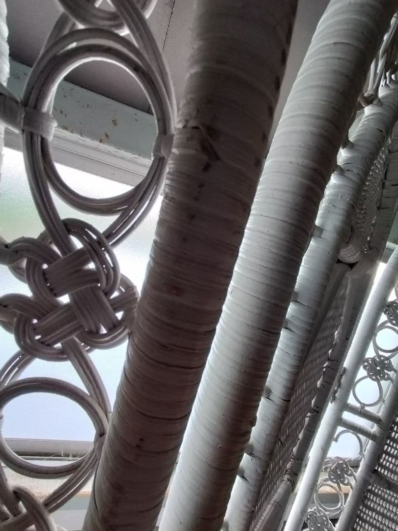 ホワイトラタン風トリプルパネルパーテーション