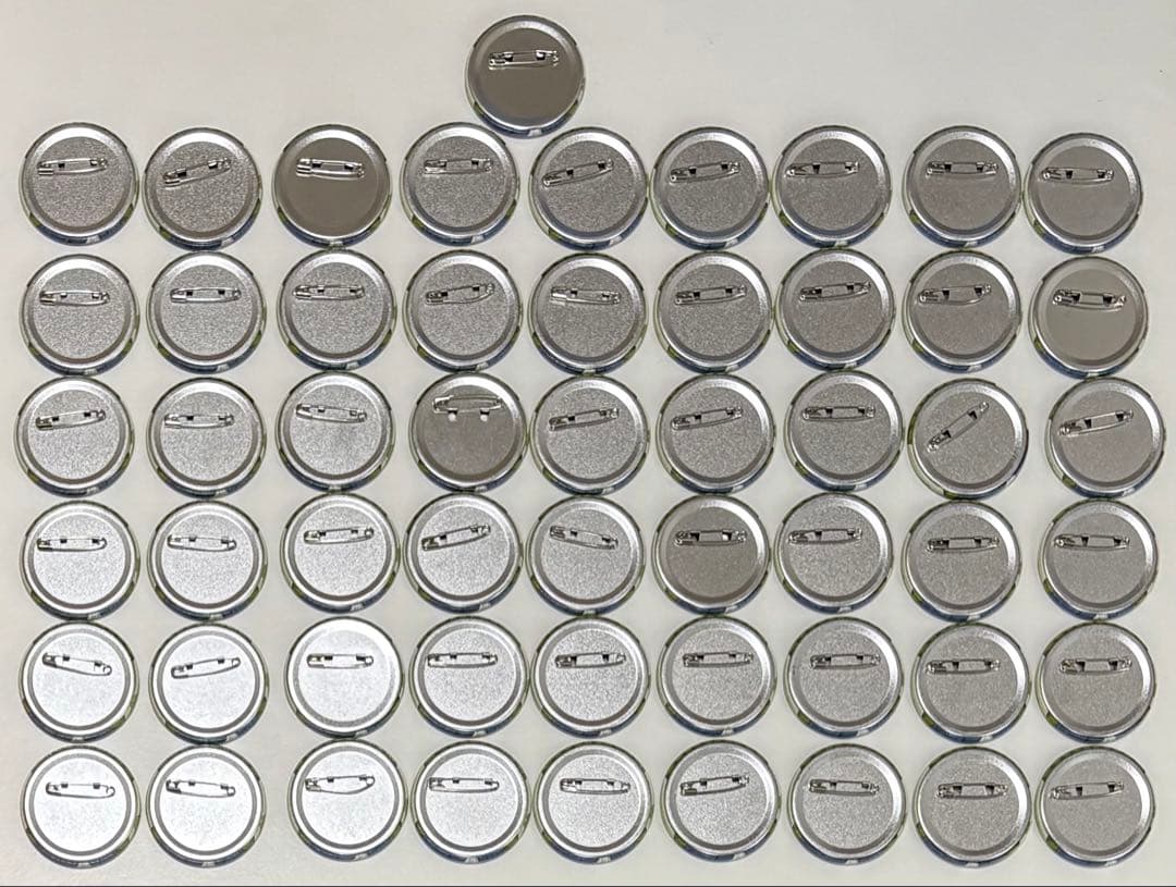 ブルーロック　潔 世一 レトロモダン 缶バッジ　55個