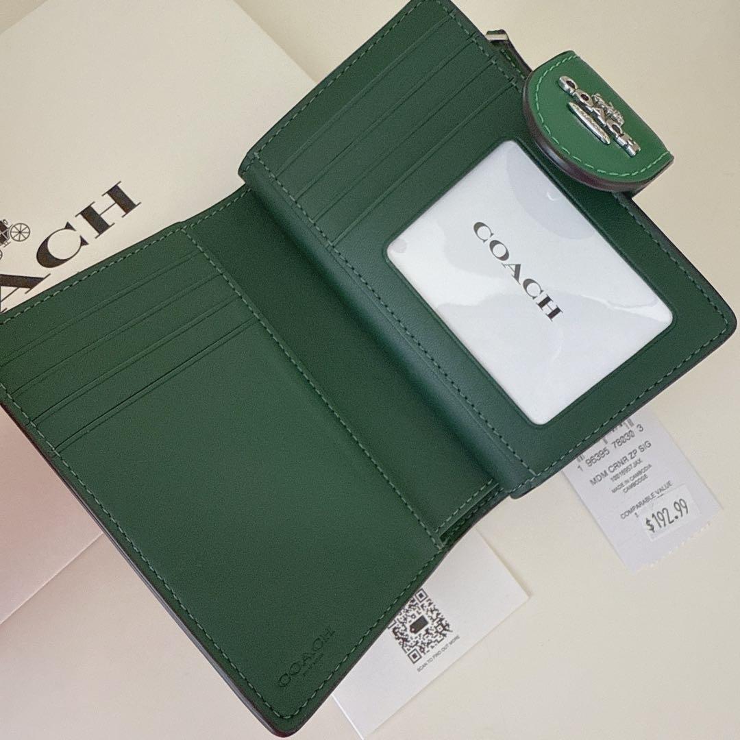 COACH コーチ　折り財布　シグネチャー　グリーン　緑色　二つ折り財布