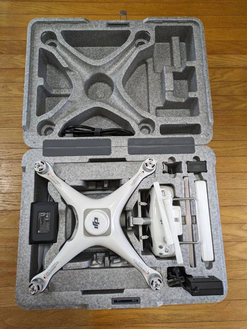 送料無料 DJI Phantom4 RTK ドローン本体 専用ケース付き