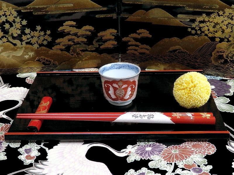 大聖寺伊万里　金襴手　金唐草に牡丹の図　小猪口　５客　N276AS-CZm