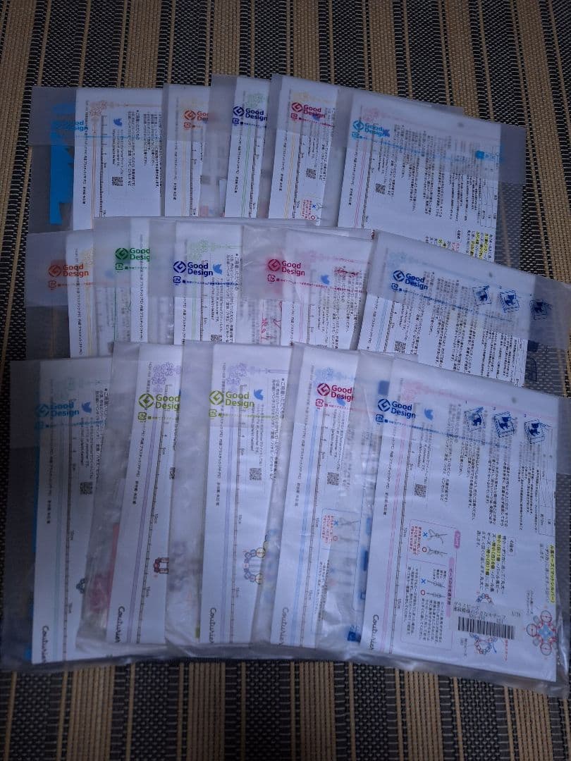 フェリシモ　グラスビーズ連続模様の小さなモチーフ　15回分