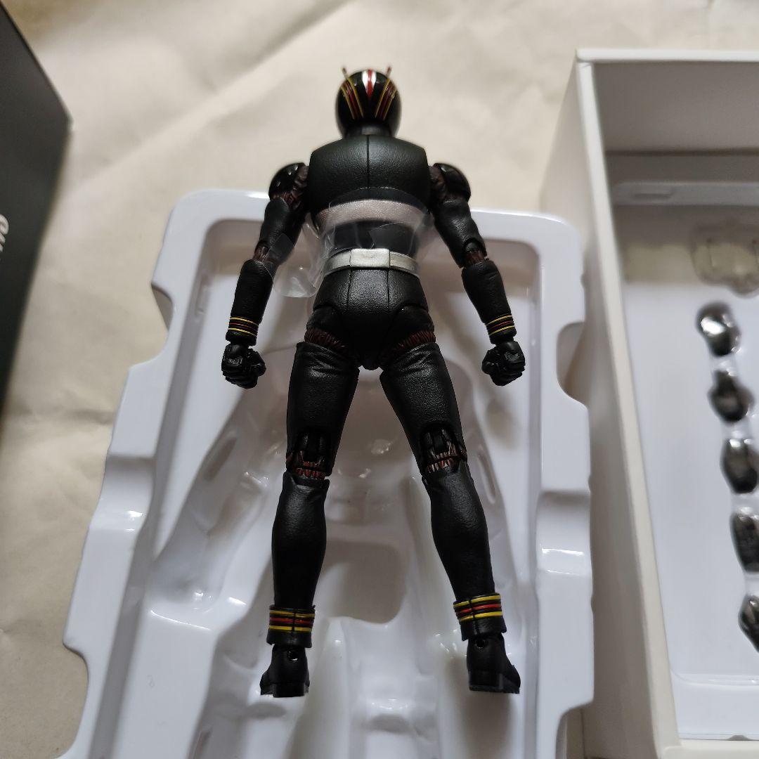 S.H.フィギュアーツ 仮面ライダーBlackとシャドームーン　真骨彫セット