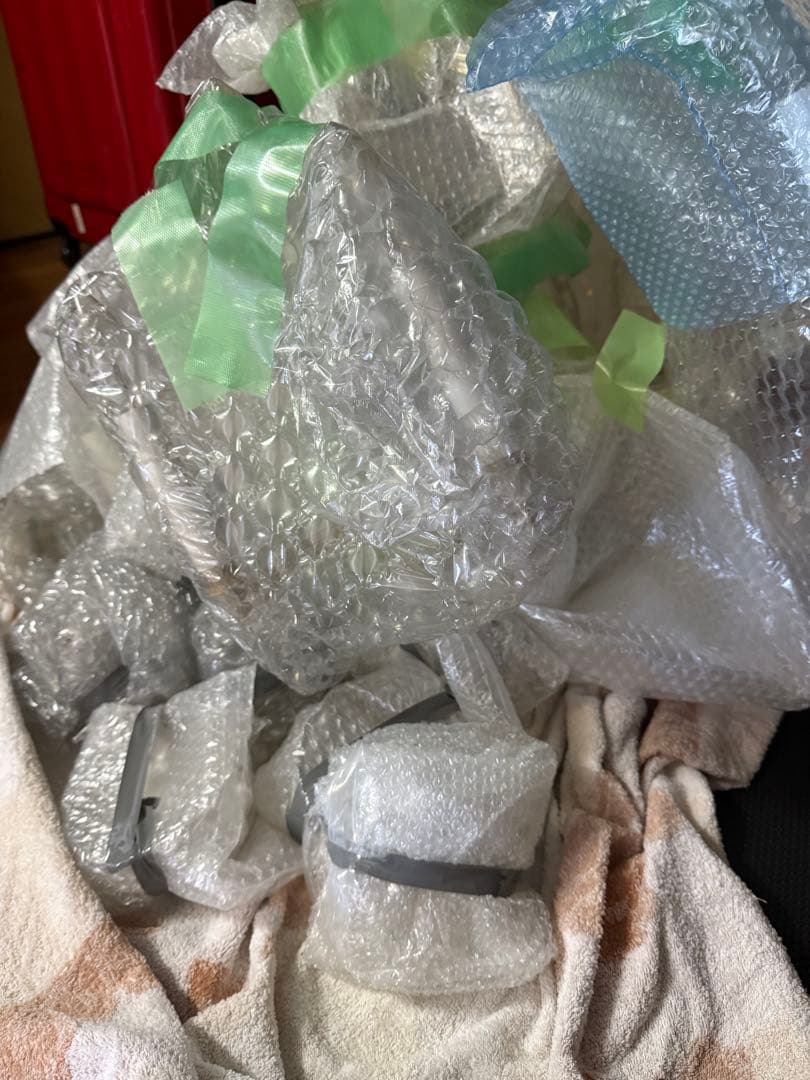 クリスタルガラス　ゴールドメッキスペイン製　ハンドメイド　シャンデリア引き取り