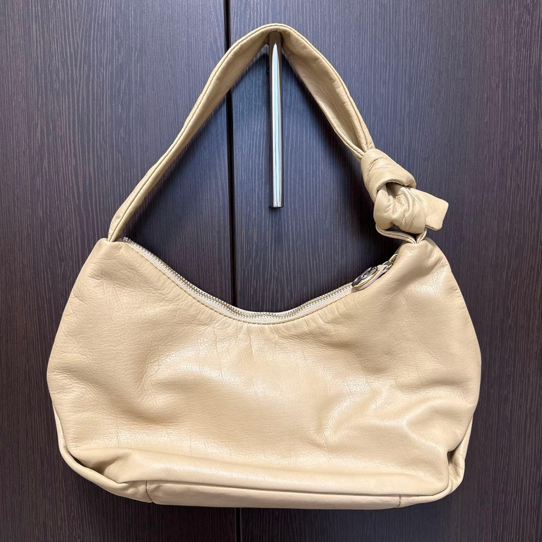 週末価格【即購入可】gemeil ノットワンハンドルバッグ