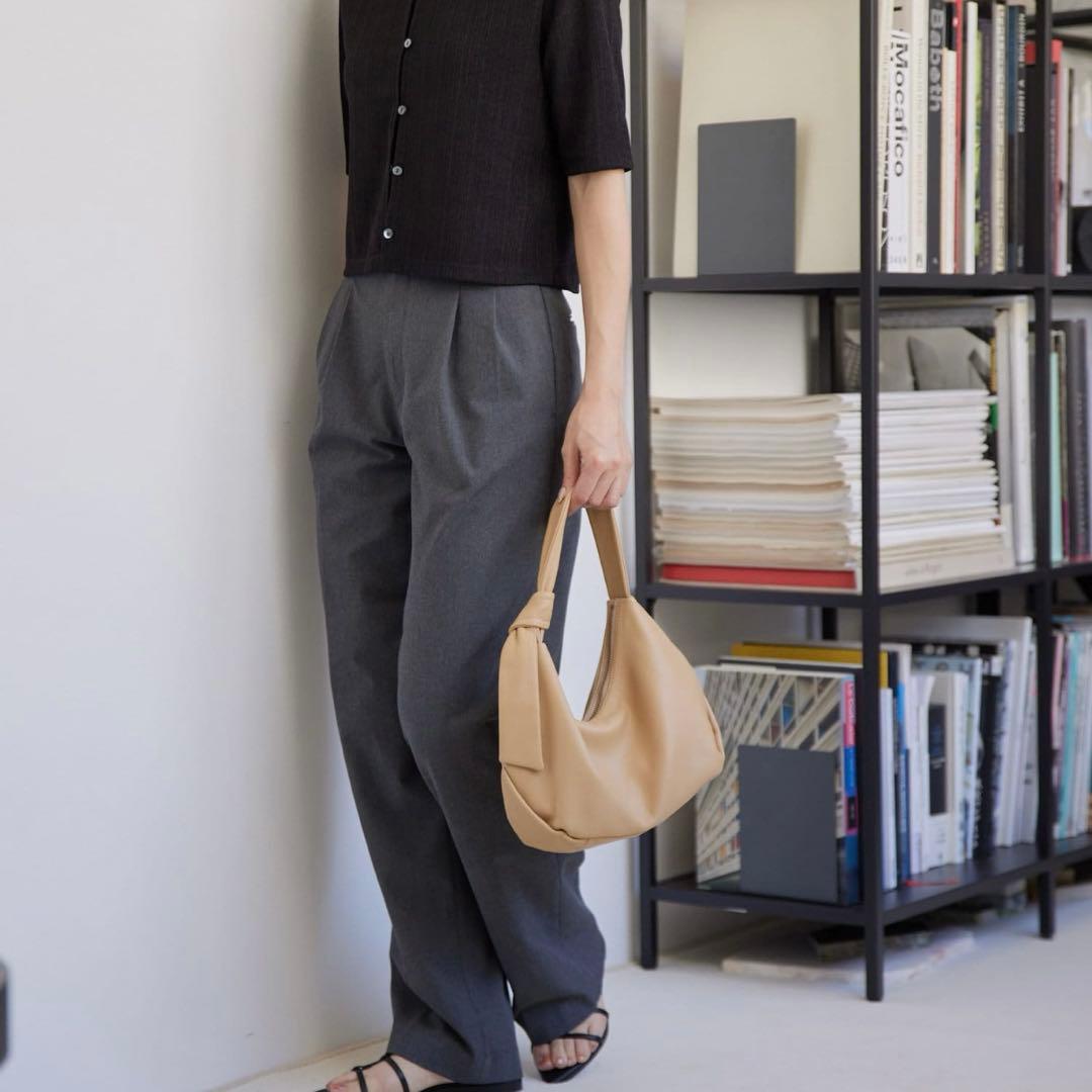 週末価格【即購入可】gemeil ノットワンハンドルバッグ