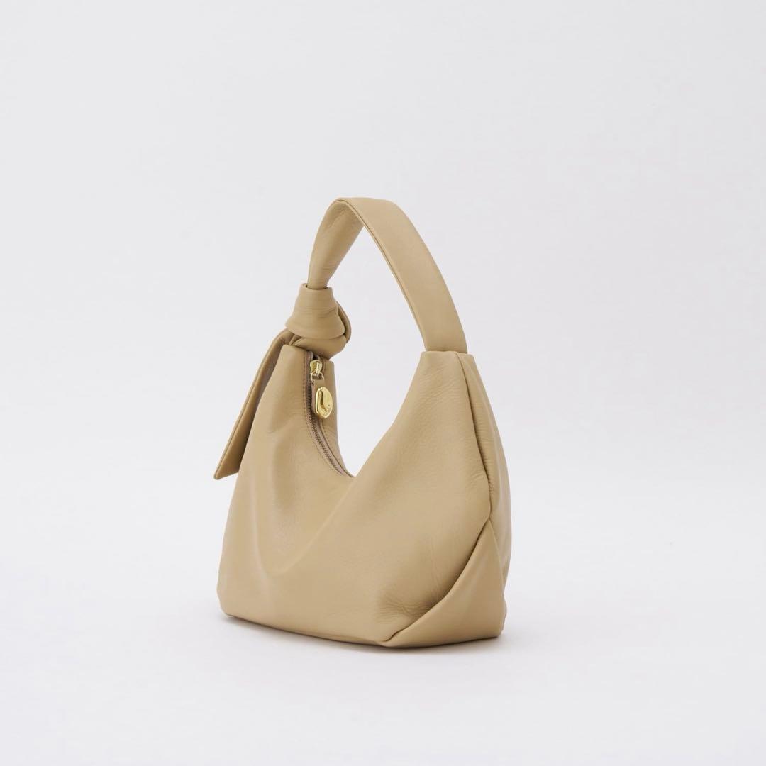 週末価格【即購入可】gemeil ノットワンハンドルバッグ