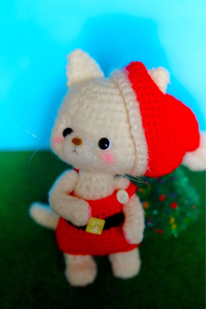 クリスマス 白猫 あみぐるみ サンタ服