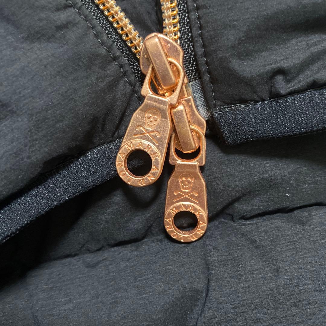 マークアンドロナコードシリーズダウンベスト