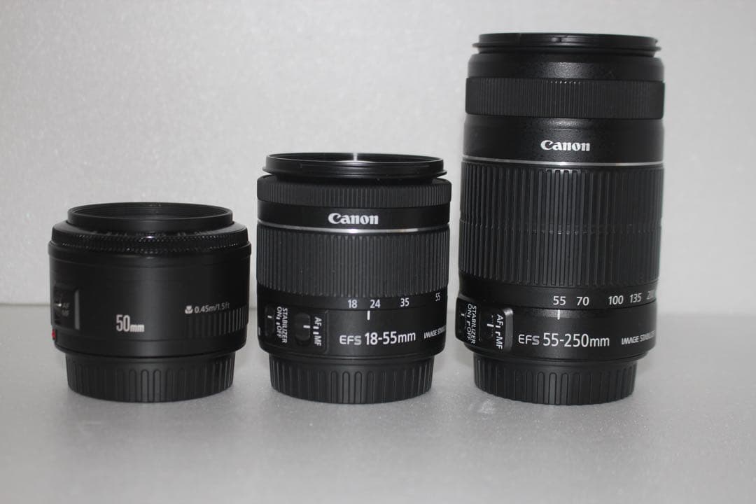 極上品☆canon kiss x8i標準&望遠&単焦点トリプルレンズセット