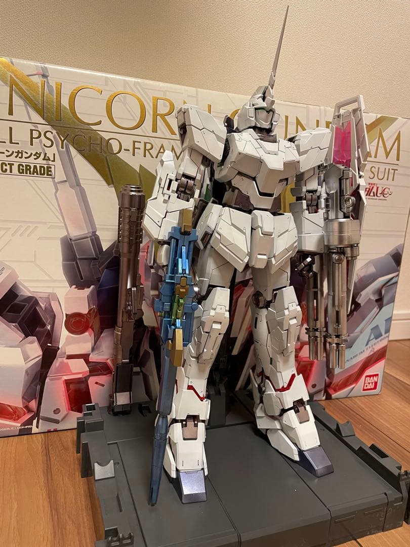 塗装済み 機動戦士ガンダムUC ユニコーンガンダム PG RX-0 1/60