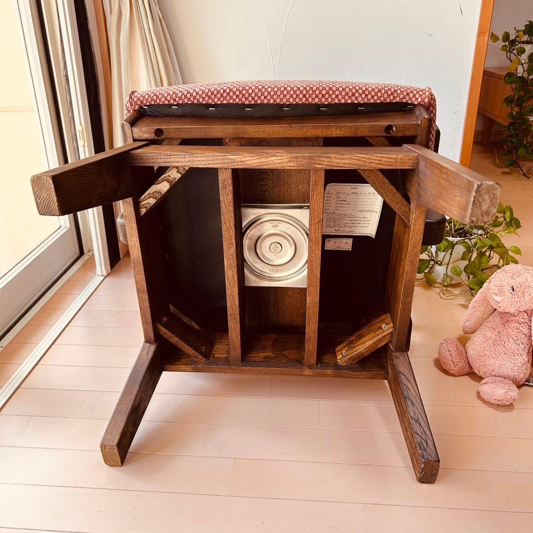 【極美品】ニトリ ヤマトチェア 布張り 天然木 回転式 ダイニング