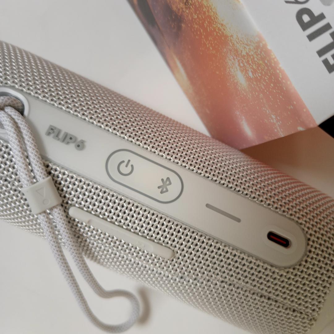 JBL FLIP 6 ホワイト ブルートゥーススピーカー 未開封品