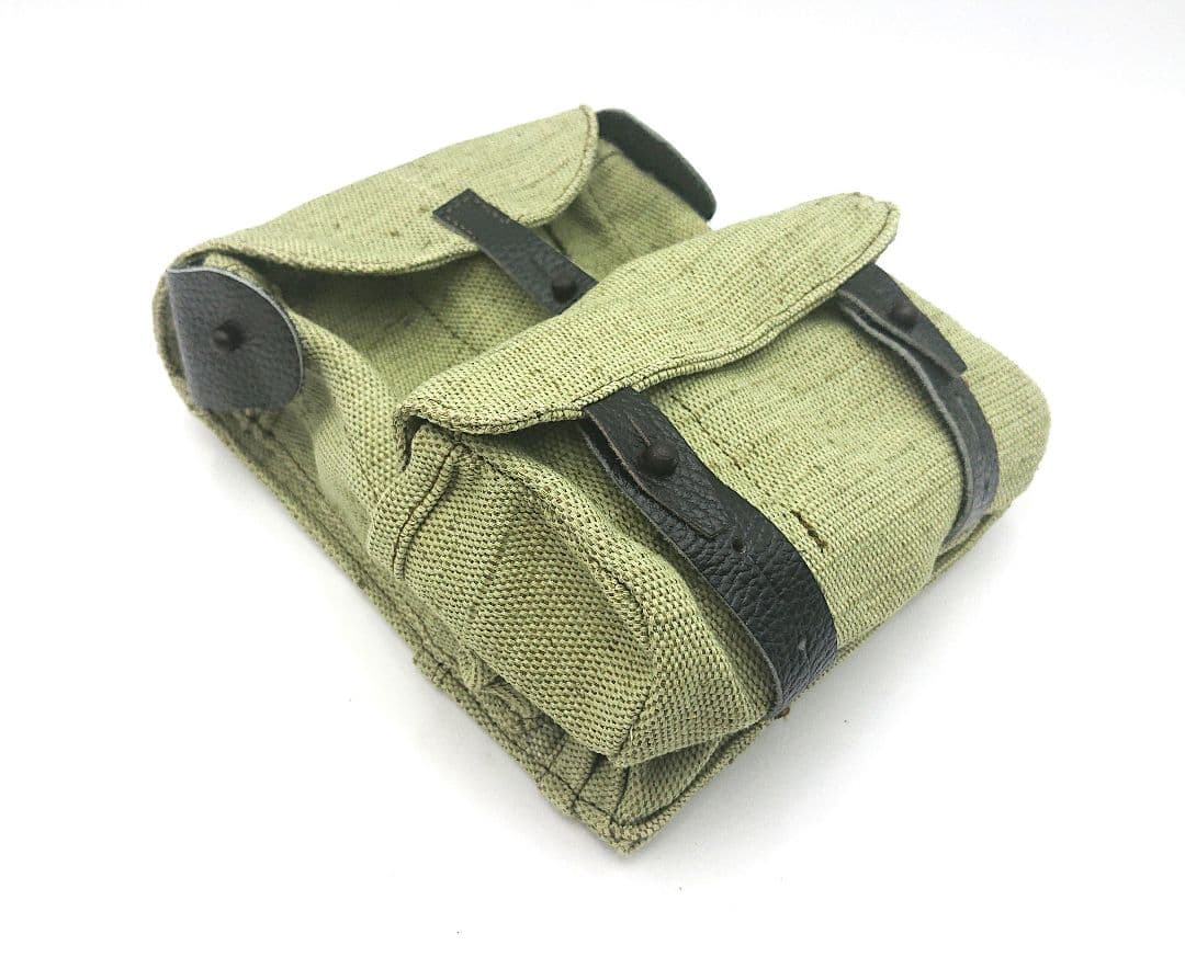 ロシア/ソ連実物 PP-19 01 Vityaz 9×19mm マガジンポーチ