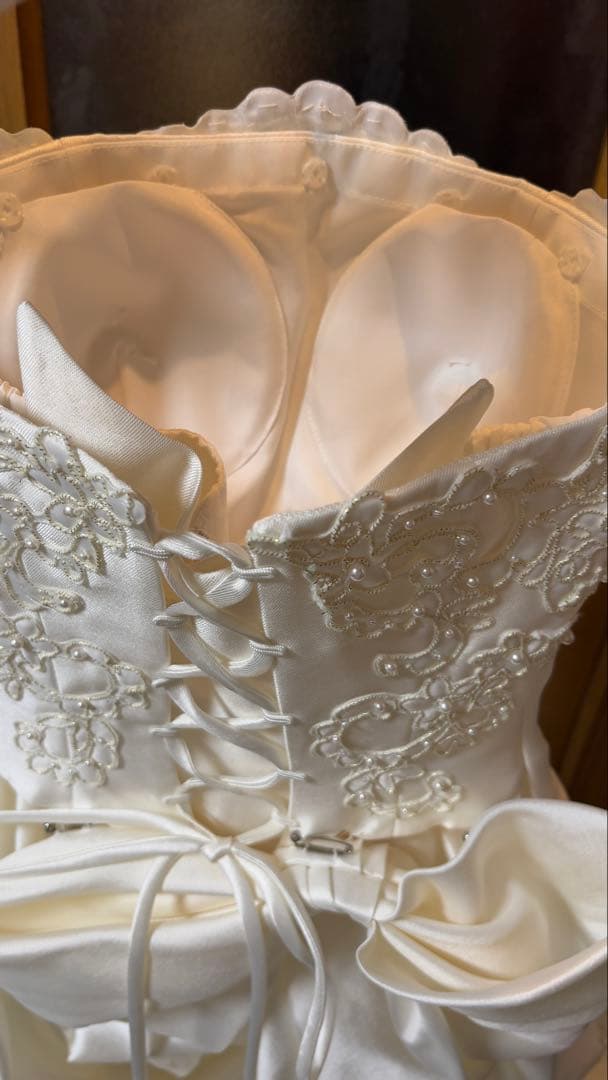 天　ホワイトウェディングドレス オフショルダー　MIL5058