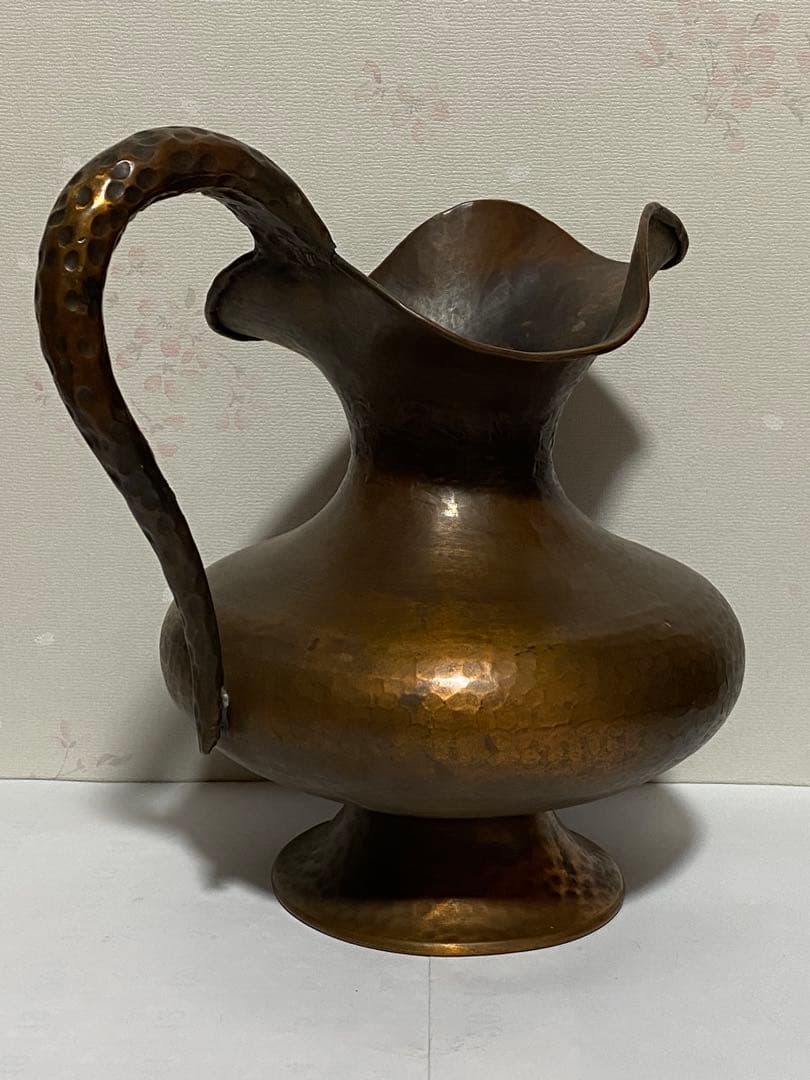 ♦鎚起銅器 ブロンズ 水差し 中東 ペルシャ〜西洋アンティーク 古美術品骨董品
