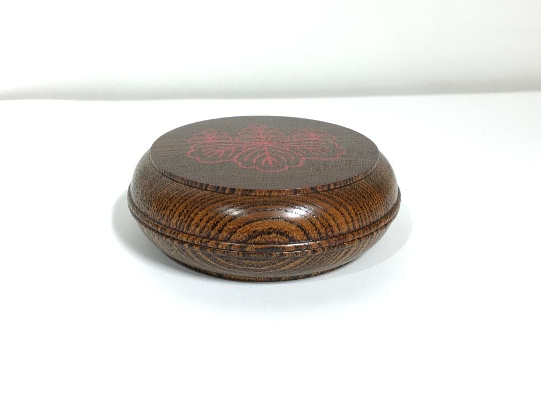 新品無傷完品 川端近左 作 太閤桐絵欅拭漆香合 共箱 茶道具 真作保証品