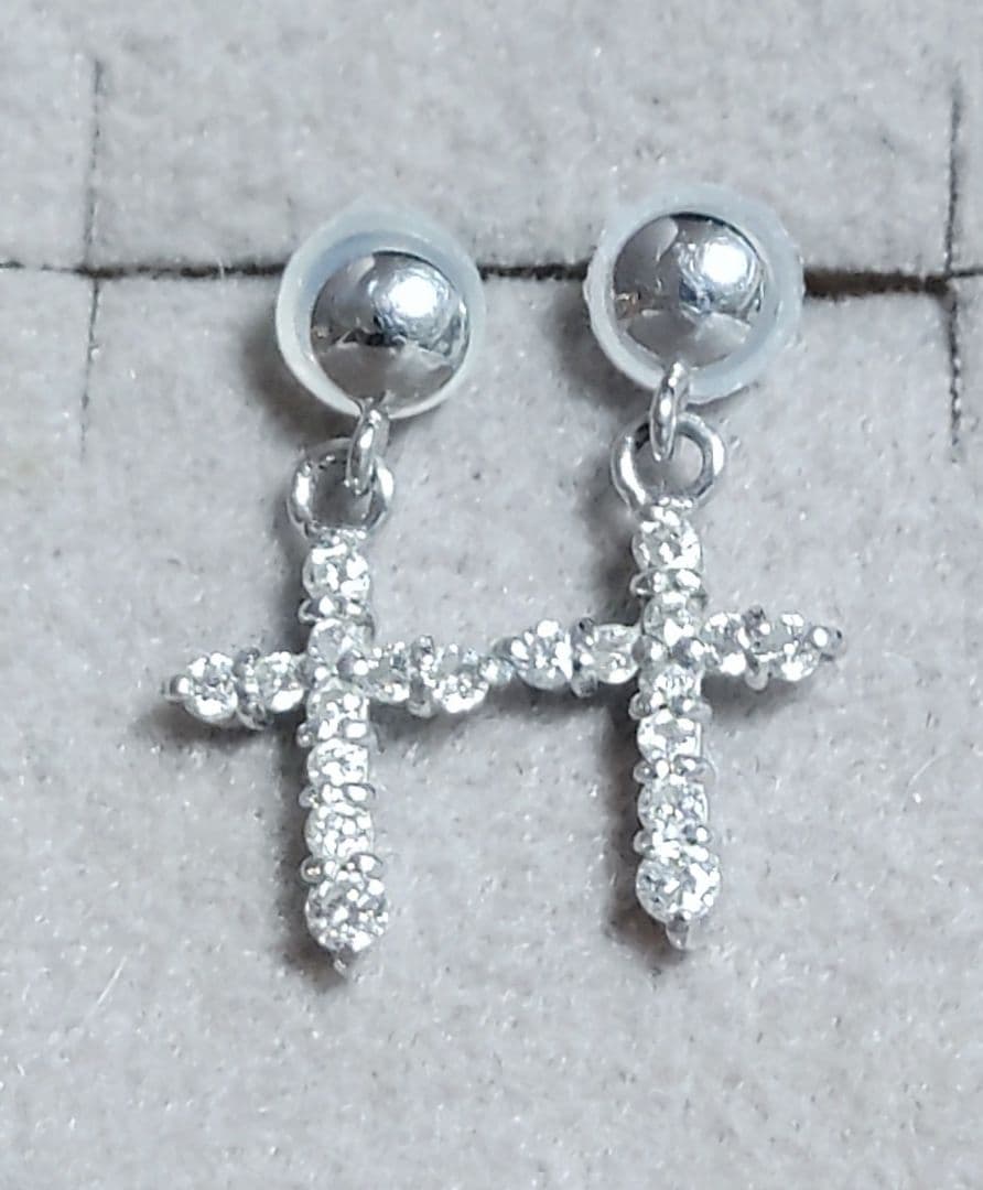 pt900 ダイヤモンド クロス型ピアス 0.20ct