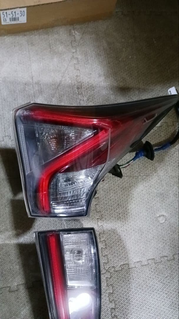 50プリウス前期テールランプ 4個セット