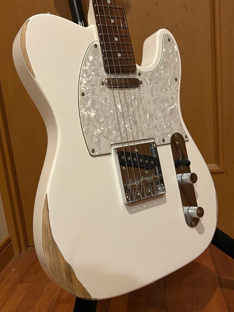 2*a様 最終値下げ！Triumph テレキャスター　レリック加工　ケース他オマ