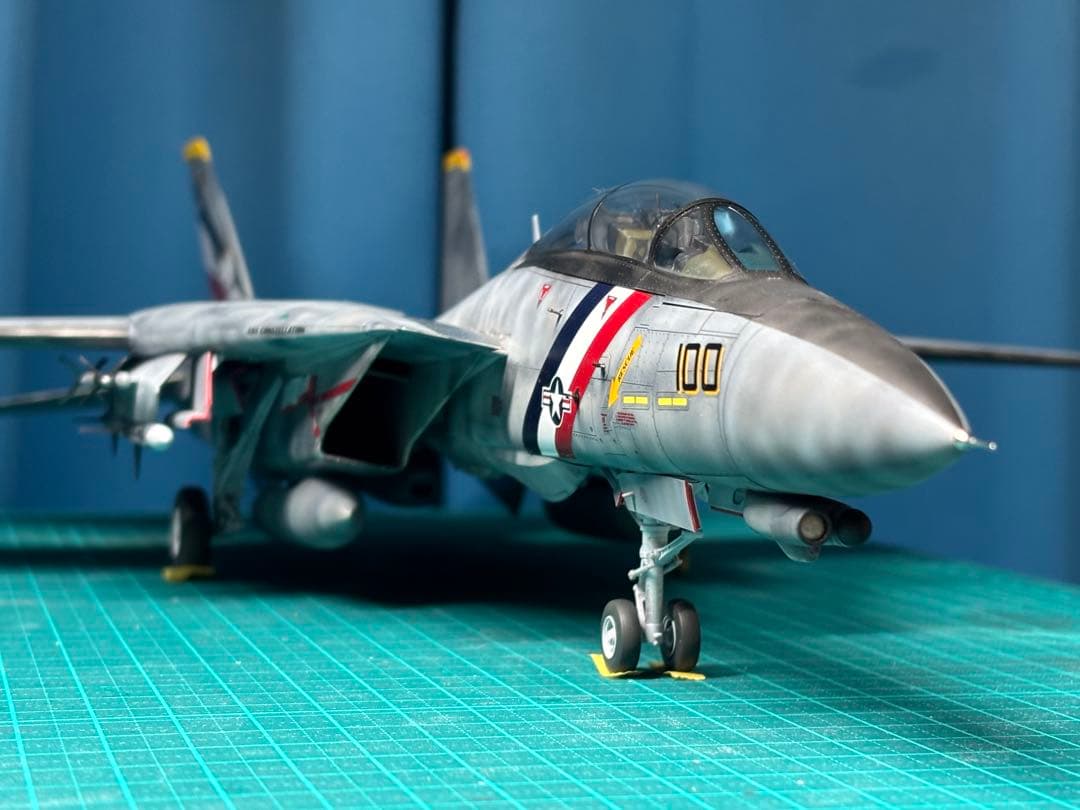 戦闘機　プラモデル　完成品　タミヤ　1/48　グラマン　F-14Dトムキャット