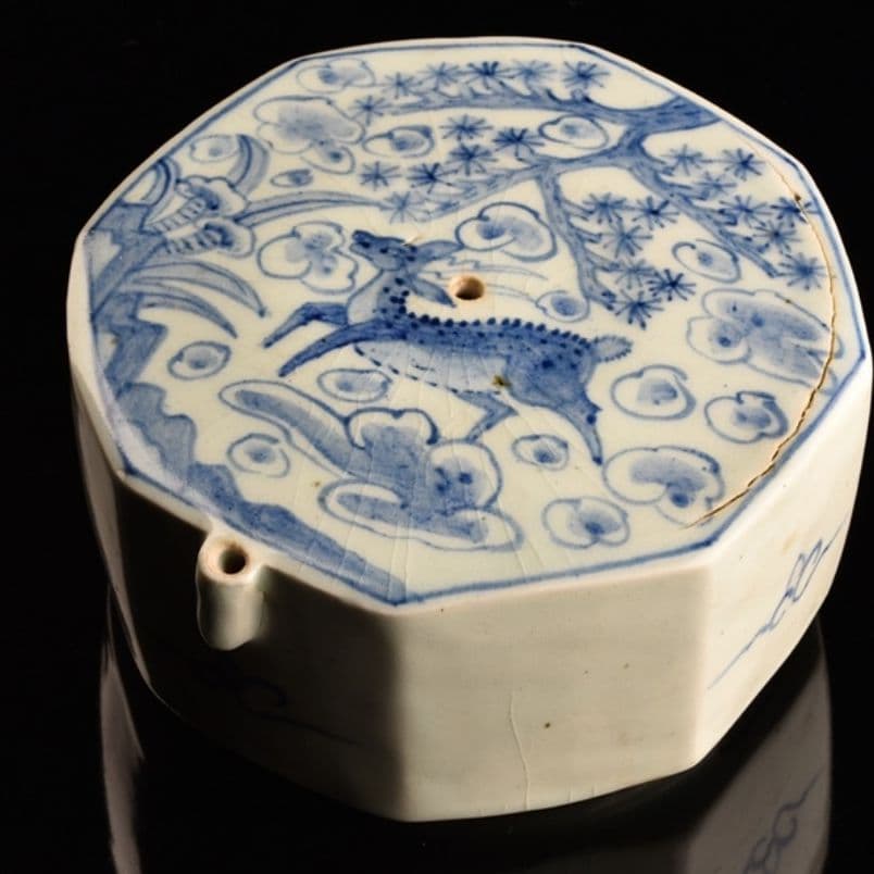 朝鮮美術 李朝 白磁 染付水滴 十長生図案