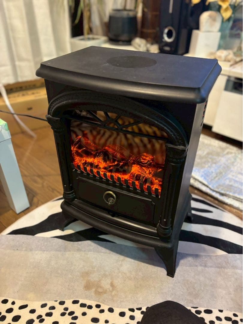 ヴィンテージスタイル 電気ヒーター 黒