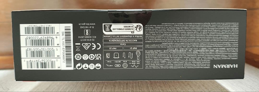 新品未開封　JBL LIVE770NC ワイヤレスヘッドホン サンドストーン