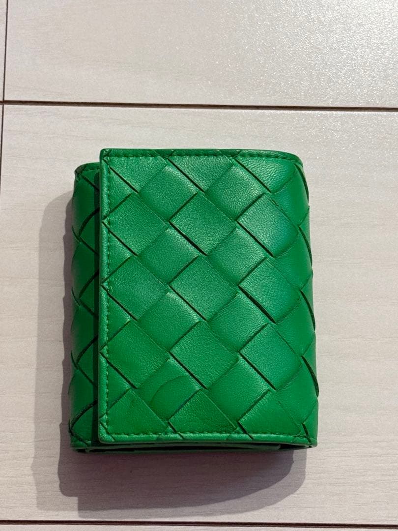 ボッテガヴェネタ　イントレチャートタイニー　3つ　折ウォレット