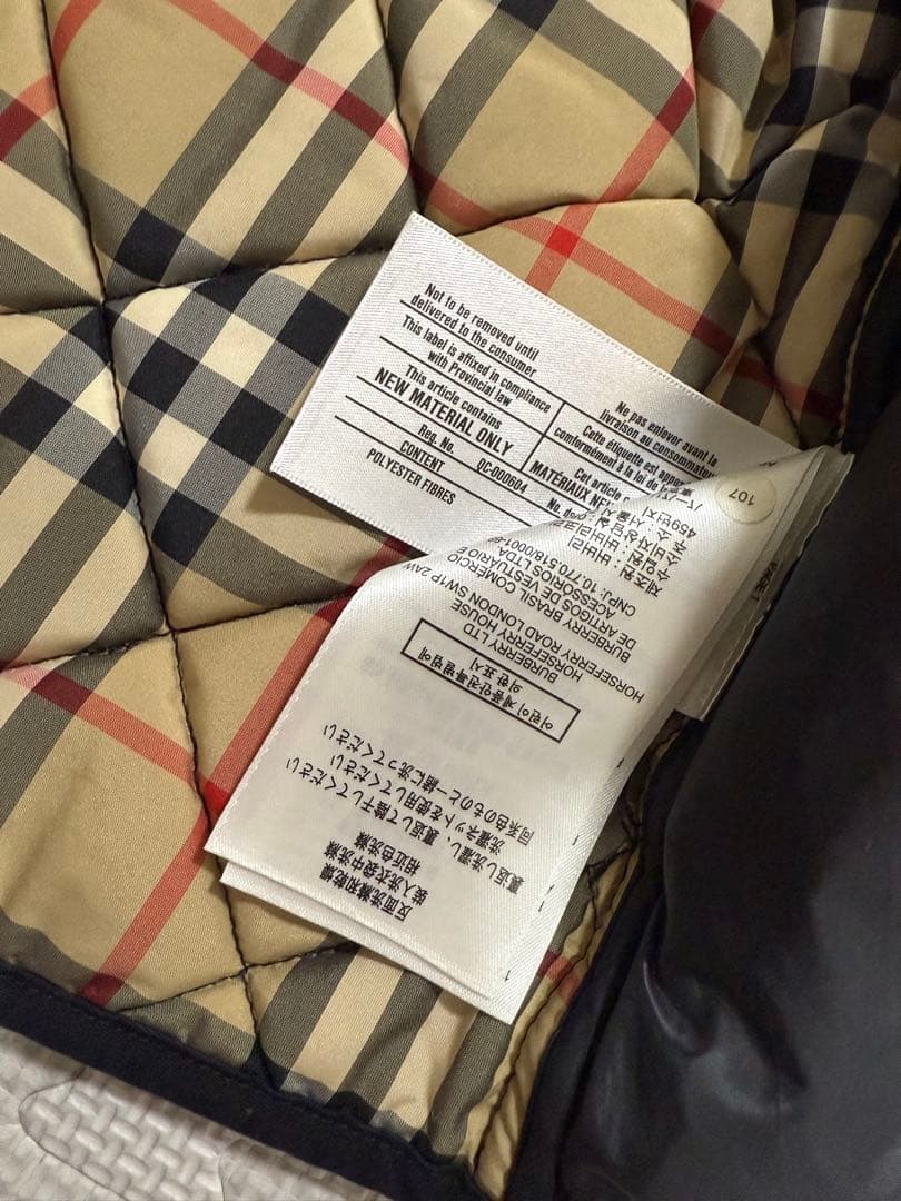 バーバリー　キルティングアウター　黒