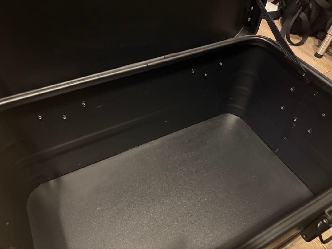 DELTA コンテナ　ブラック(S)